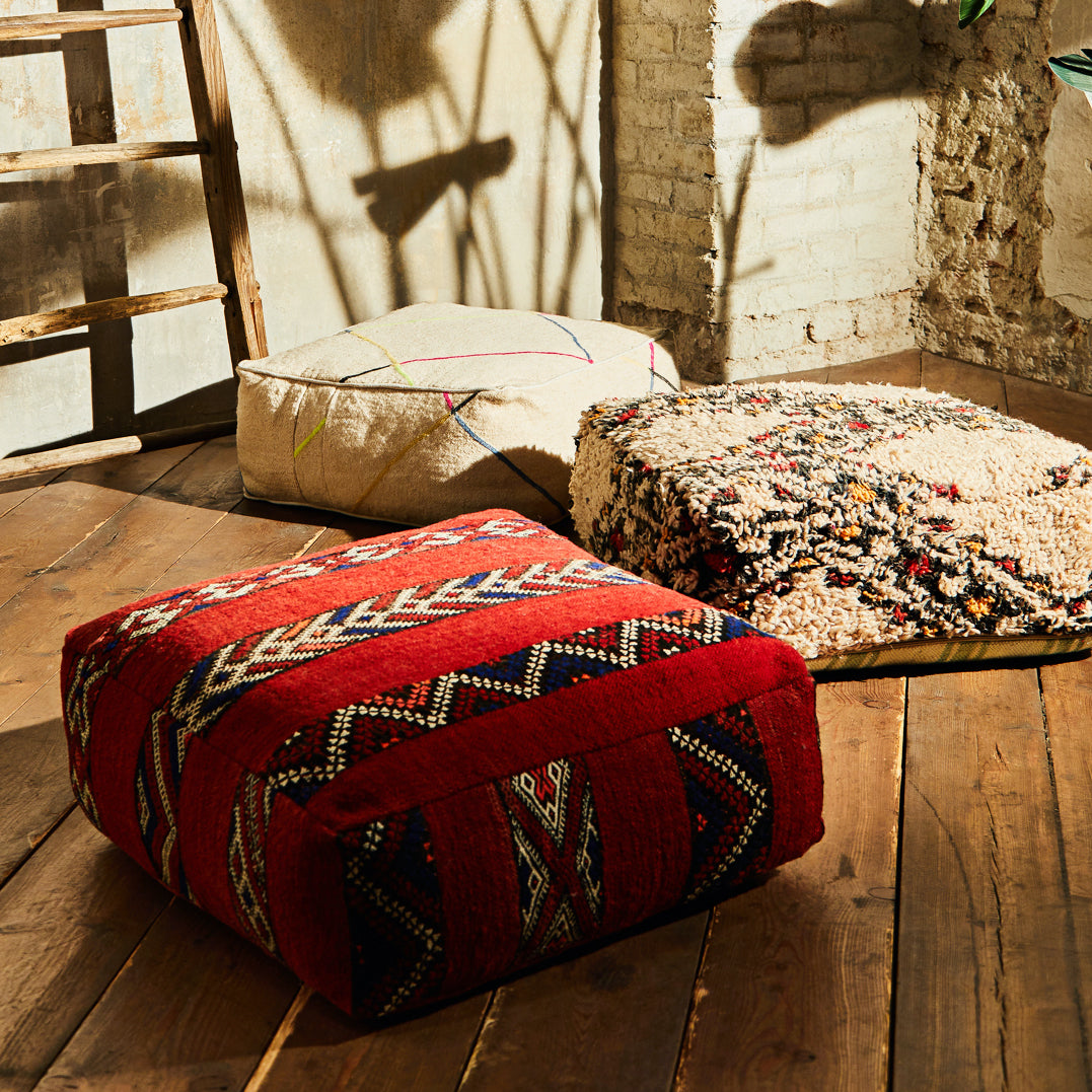 POUF MAROCCHINO, Pouf in pelle marocchina non imbottita Cuscino per cuscino  da pavimento marocchino ottomano, Pouf Marocco ByMikwi. -  Italia